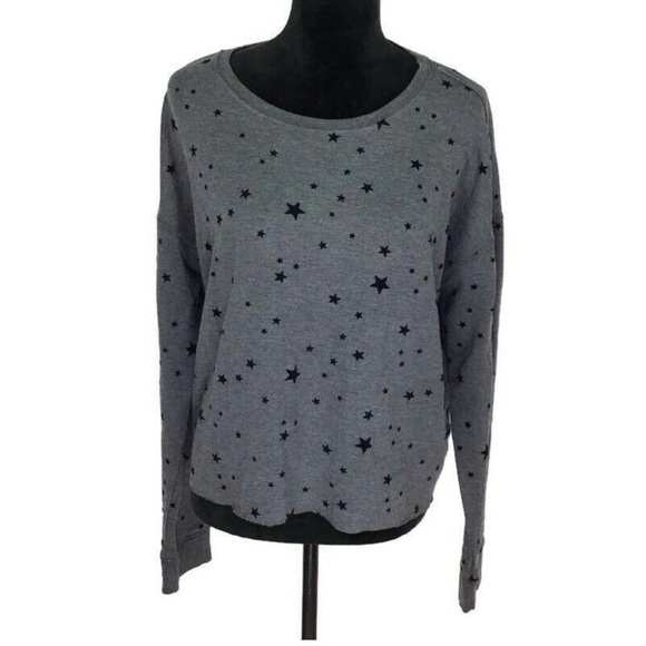 Thread & Supply that cozy life Aliza star print top size S gray & black. {211} - Picture 3 of 13